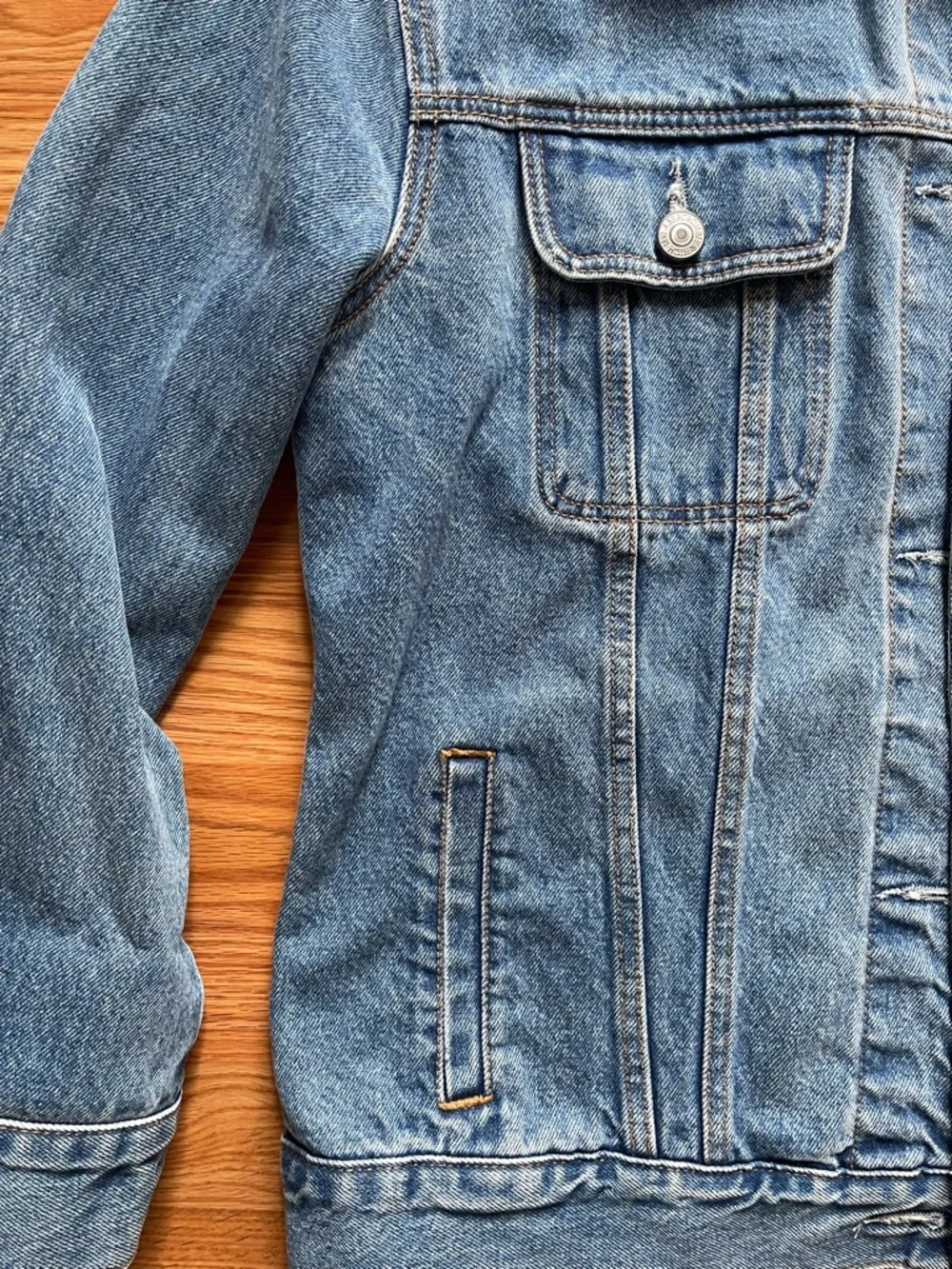 Abercrombie & Fitch Jean Jacket - Picture 2 of 4